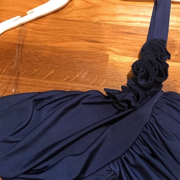 One shoulder dress - Picture 3 of 4